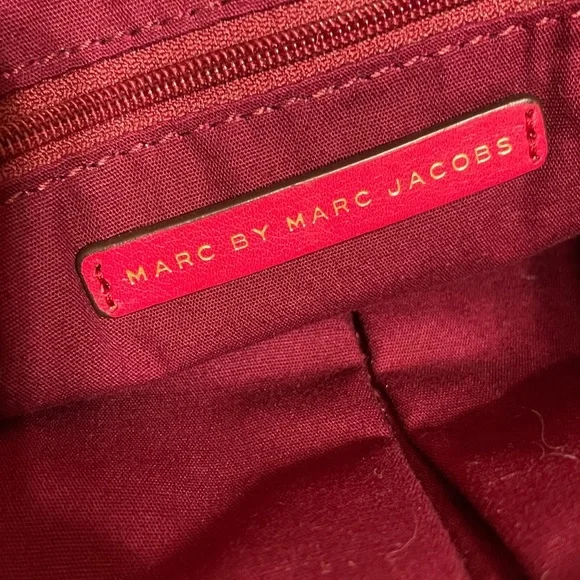 Marc By Marc Jacobs Fuchsia Leather Bag - Picture 11 of 12